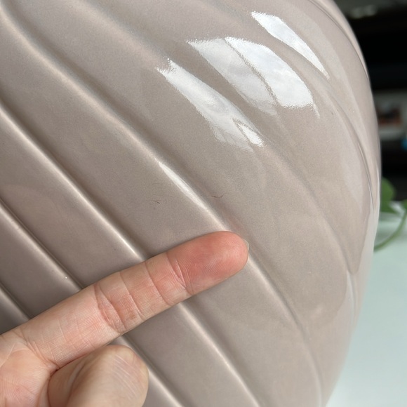 Vintage Wavy Ribbed Vase 80s Art Deco Treasure Craft - Picture 11 of 17